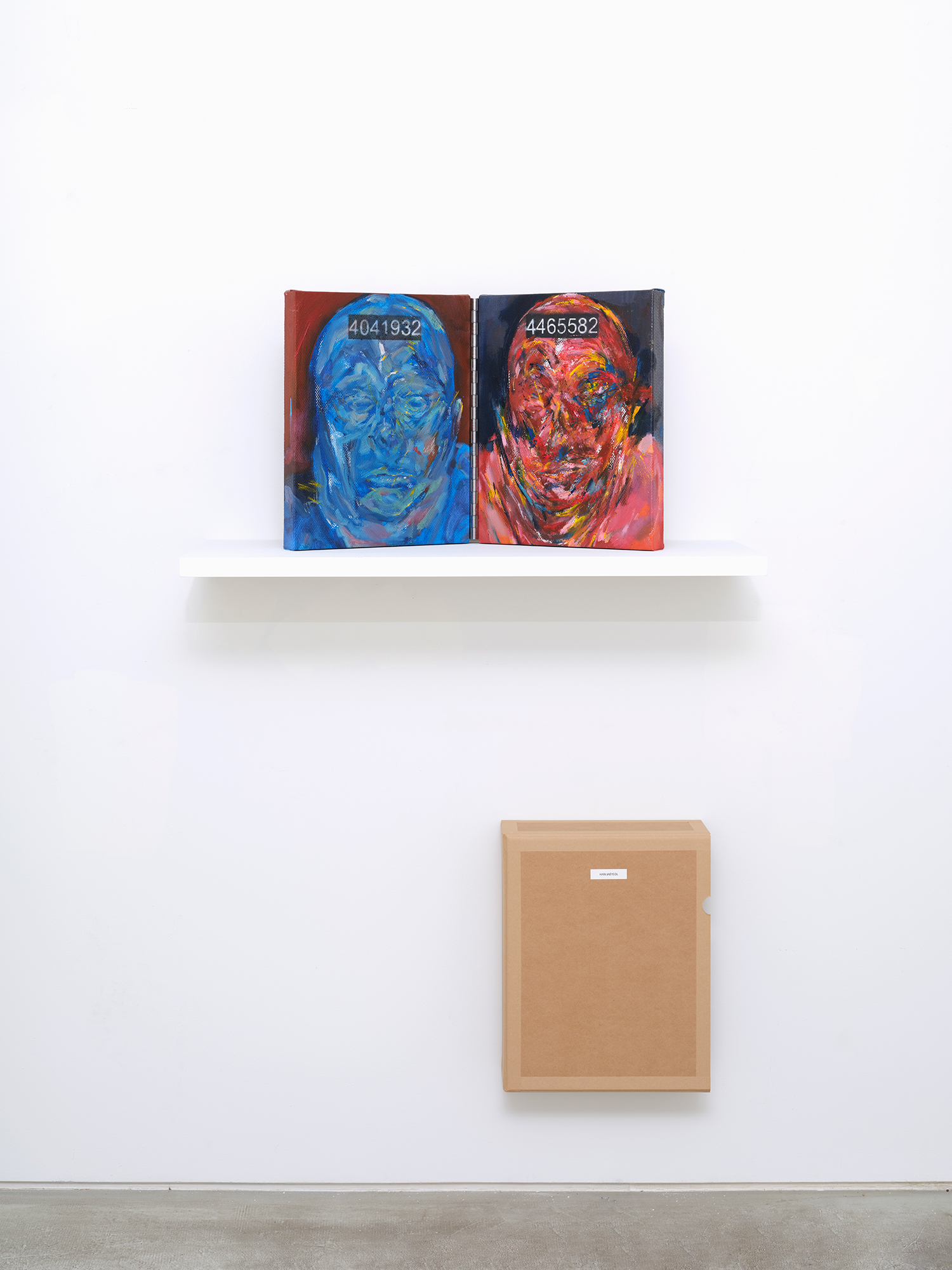 Han Jaeyeol, *4041932_4465582*, 2025, pigment bar on canvas, 41 × 32 cm each, diptych, box: 43.5(h) × 34.6 × 12.5 cm